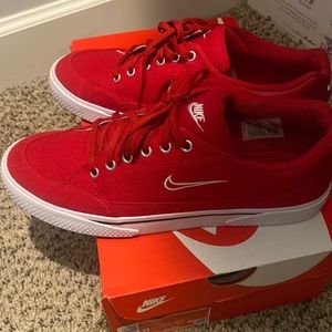 Nike Men's Red Sneakers - Size 8